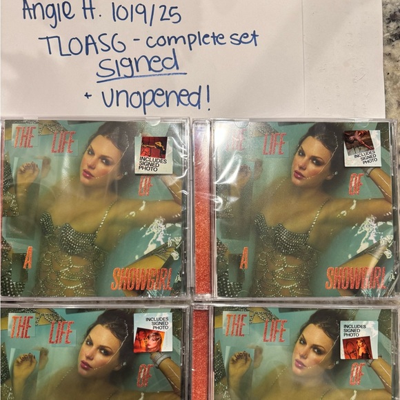 SIGNED & COMPLETE SET - The Life of a Showgirl -Taylor Swift TLOASG